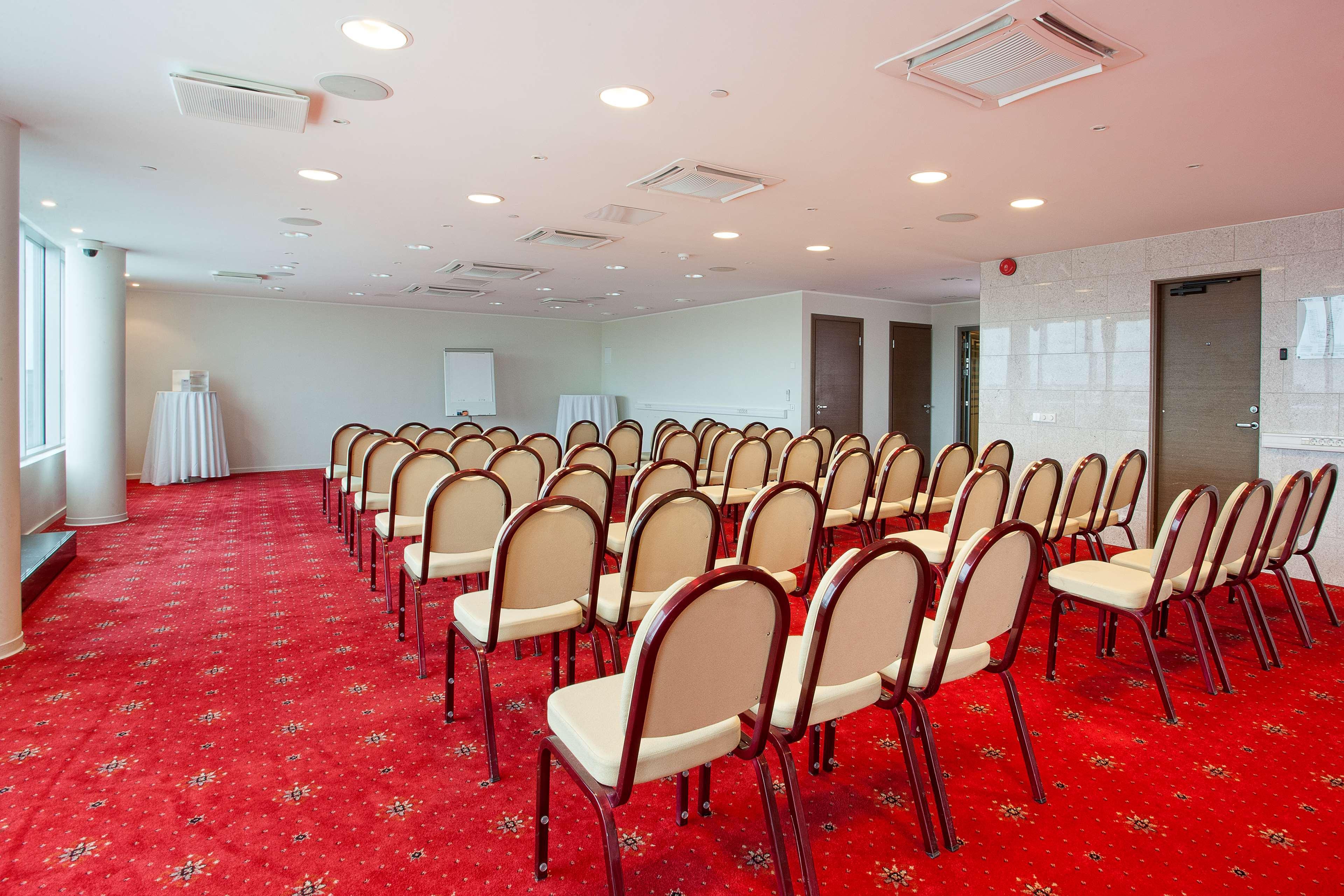 Hotel Park By Radisson Meriton Conference & 4*
