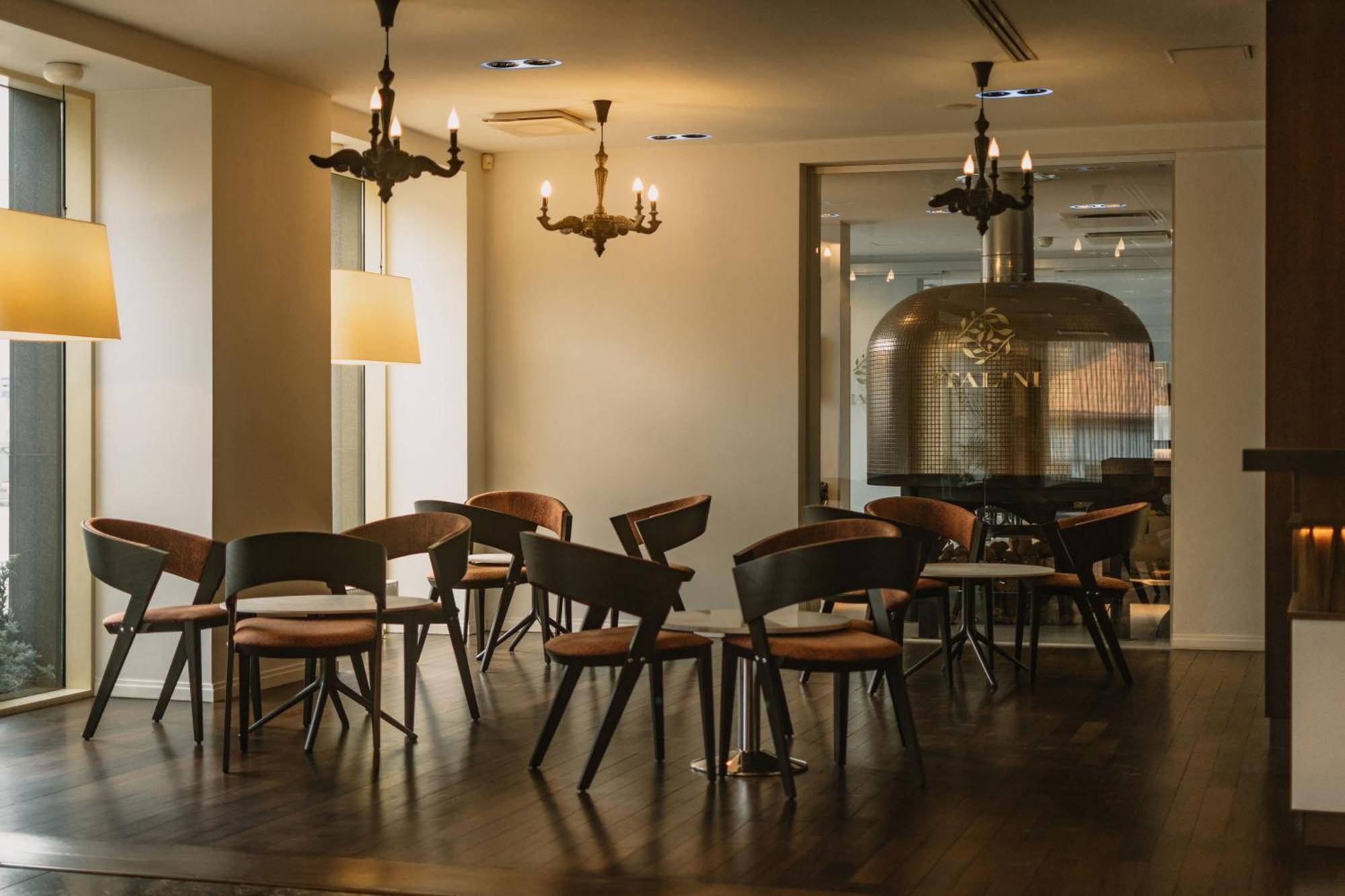 Park By Radisson Meriton Conference &